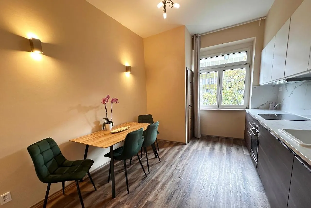 Eva'S Apartment פראג